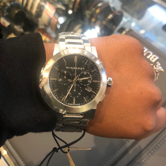 Burberry watch - Picture 8 of 12